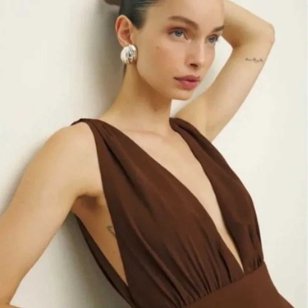 Reformation Velda Dress Brown - Size 8 - New with tags - Picture 5 of 6